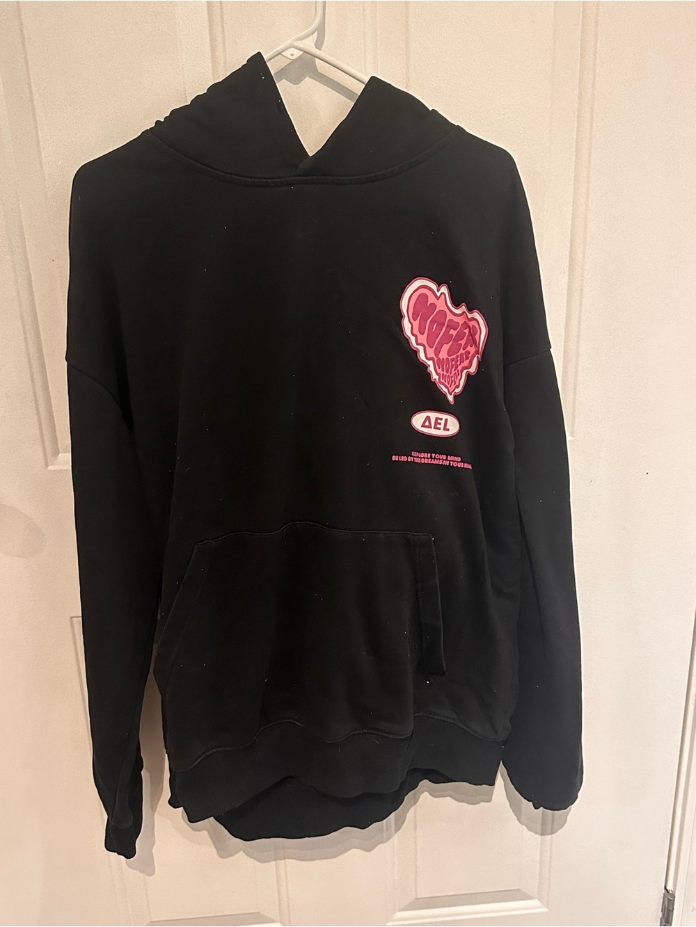 Aelfric Eden Black Pullover Hoodie. Size L